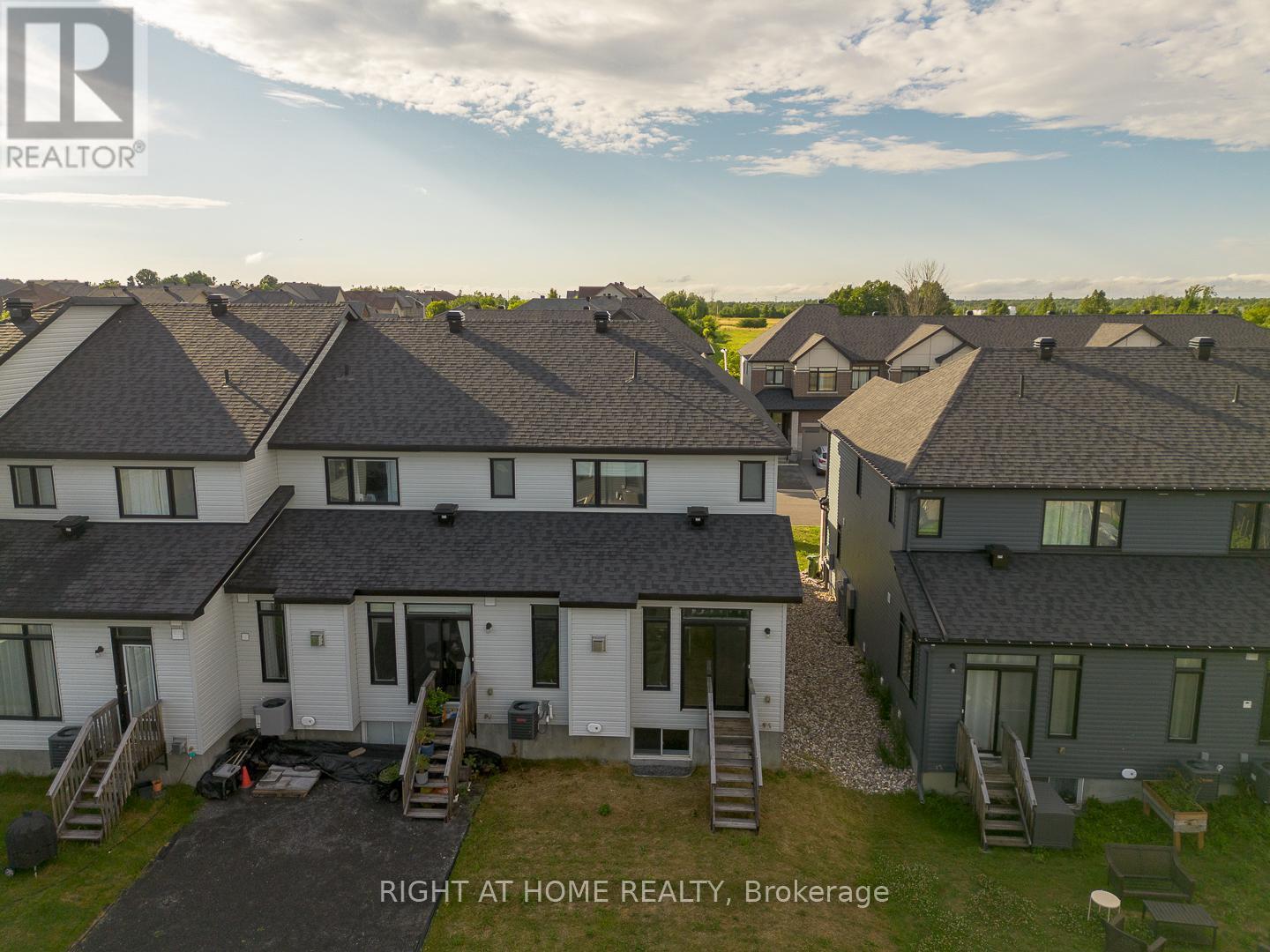 16 Nettle Crescent, Ottawa, ON - Outdoor