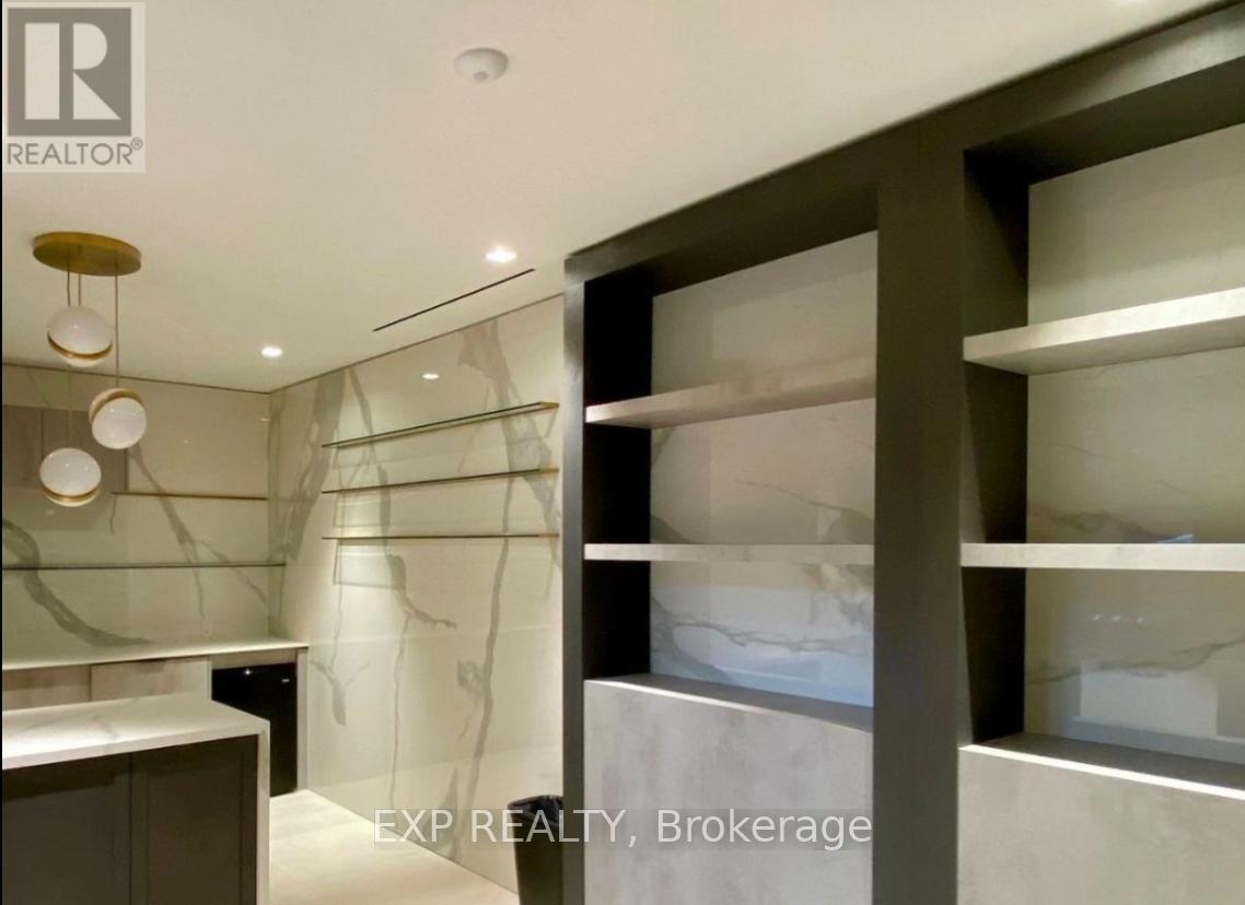 802 - 117 Broadway Avenue, Toronto, ON - Indoor Photo Showing Bathroom