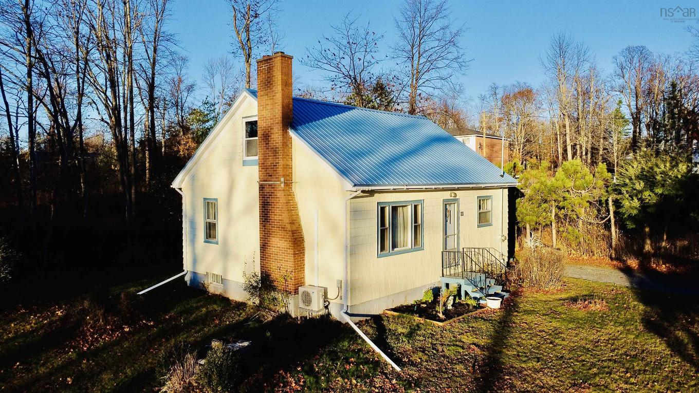 102 Cottage Street, Pictou, NS