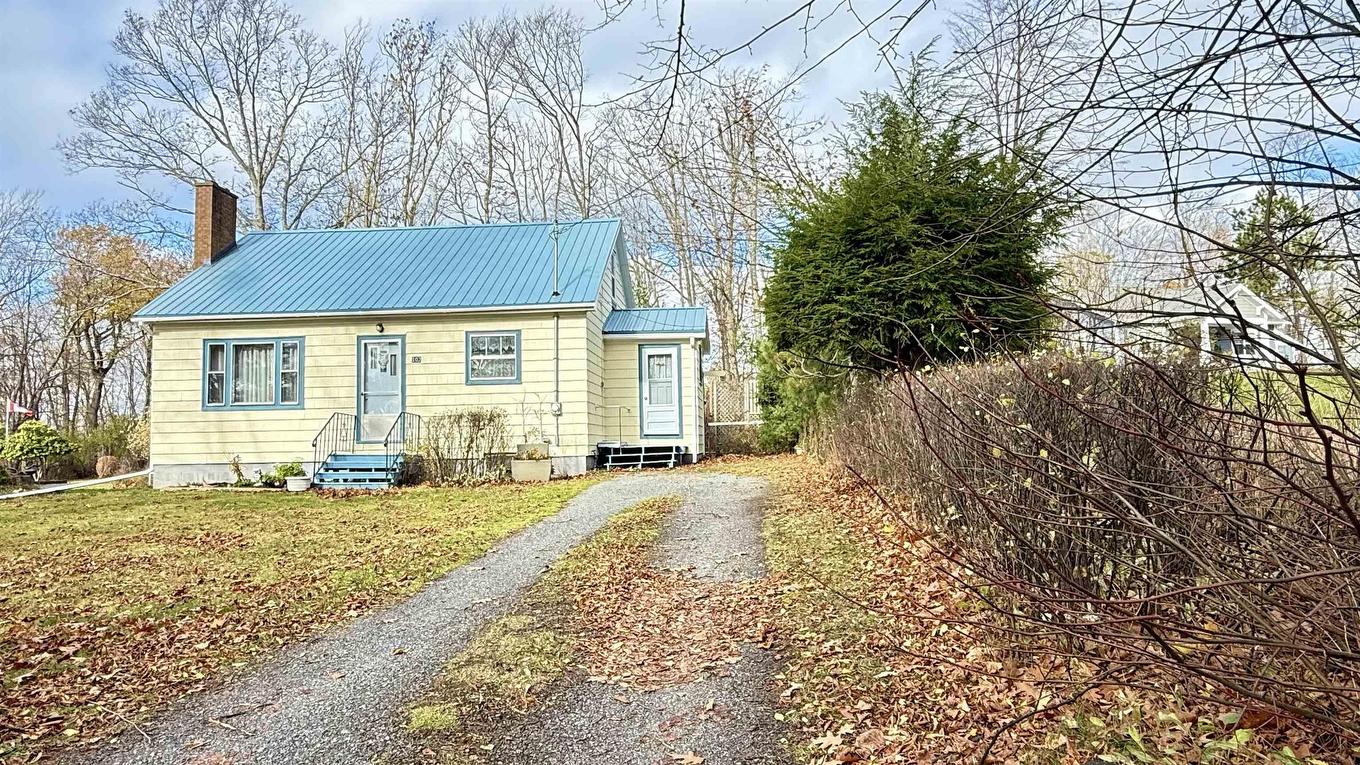 102 Cottage Street, Pictou, NS