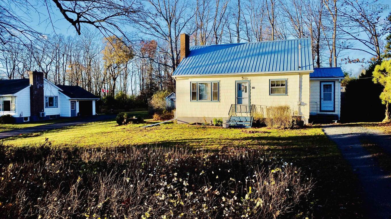 102 Cottage Street, Pictou, NS