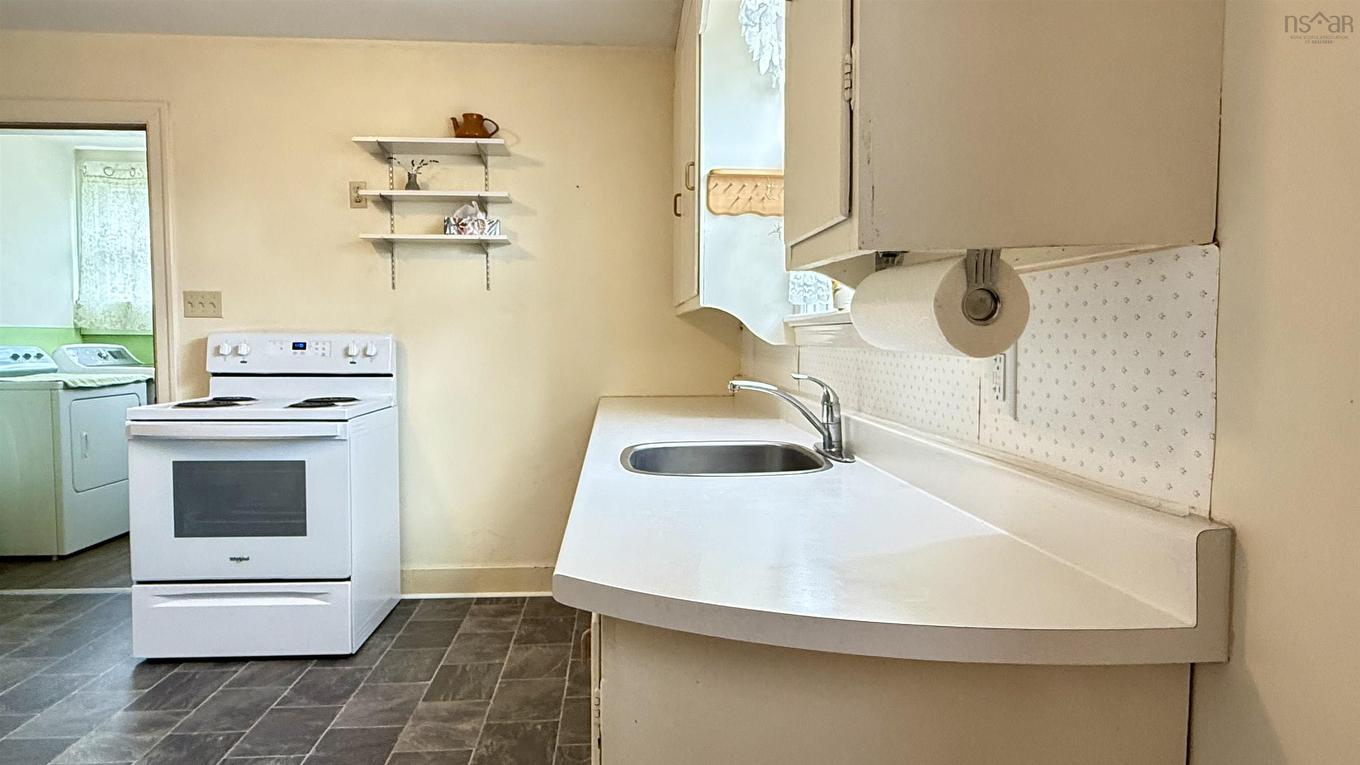 102 Cottage Street, Pictou, NS