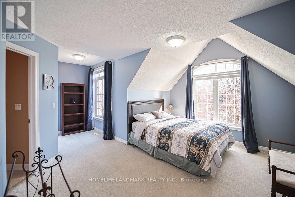 3565 Stonecutter Crescent, Mississauga, ON - Indoor Photo Showing Bedroom