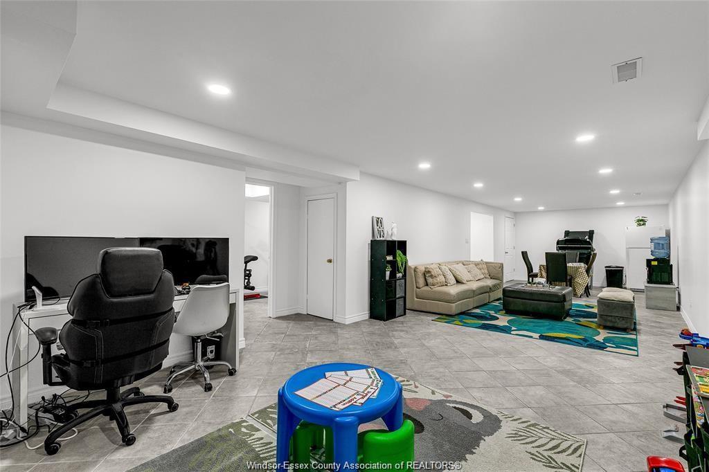 3772 Prairie Court, Windsor, ON