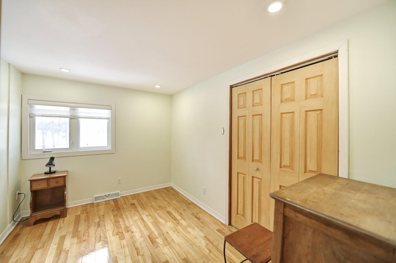 Chambre à coucher - 5375 Boul. Des Mille-Îles, Laval (Saint-François), QC - Indoor Photo Showing Other Room