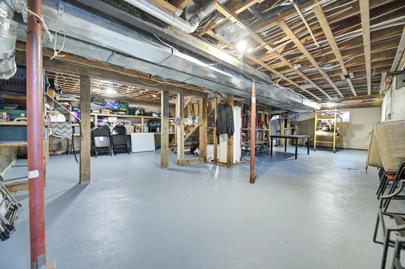 Sous-sol - 5375 Boul. Des Mille-Îles, Laval (Saint-François), QC - Indoor Photo Showing Basement