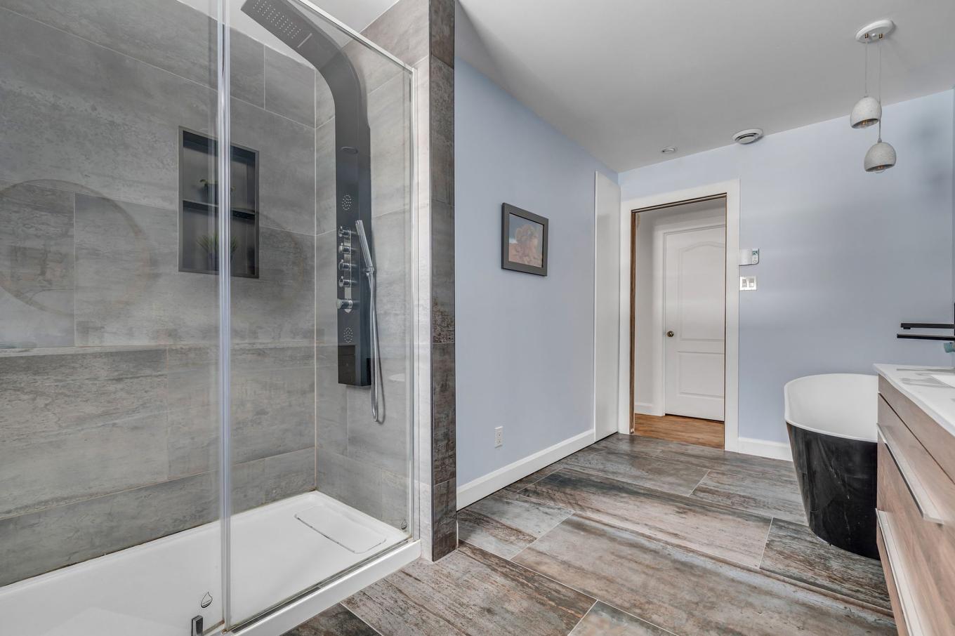 Bathroom - 6211 Rue Des Feuillus, Québec (La Haute-Saint-Charles), QC - Indoor Photo Showing Bathroom