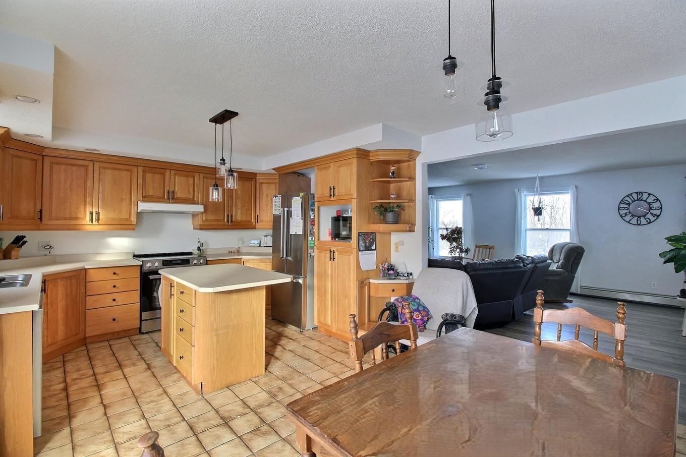 Vue d'ensemble - 328 6E Rang N., Saint-Honoré-De-Shenley, QC - Indoor Photo Showing Kitchen
