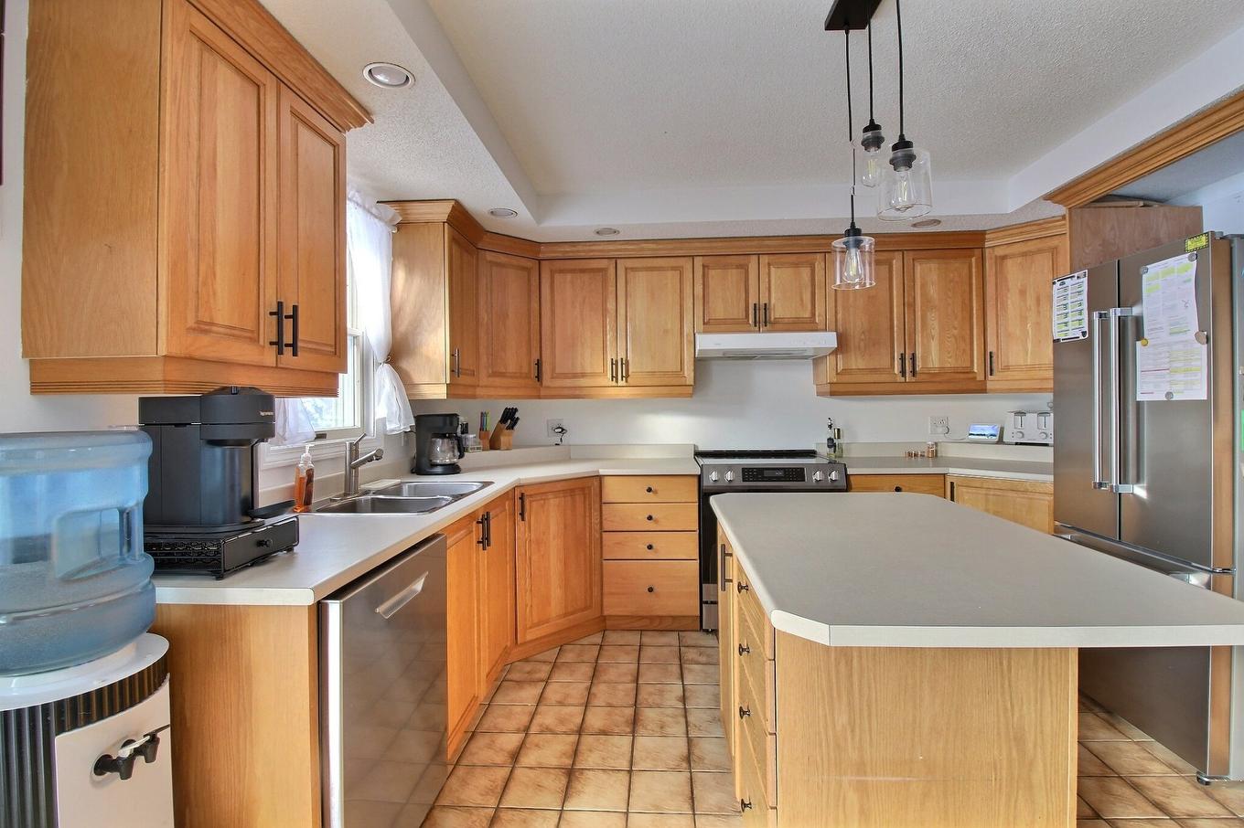Cuisine - 328 6E Rang N., Saint-Honoré-De-Shenley, QC - Indoor Photo Showing Kitchen With Double Sink