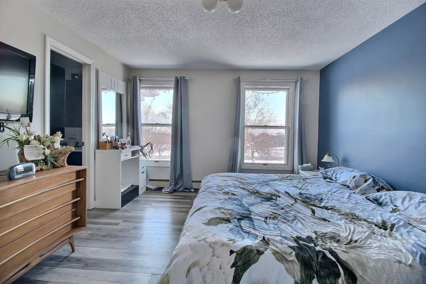 Chambre à coucher principale - 328 6E Rang N., Saint-Honoré-De-Shenley, QC - Indoor Photo Showing Bedroom