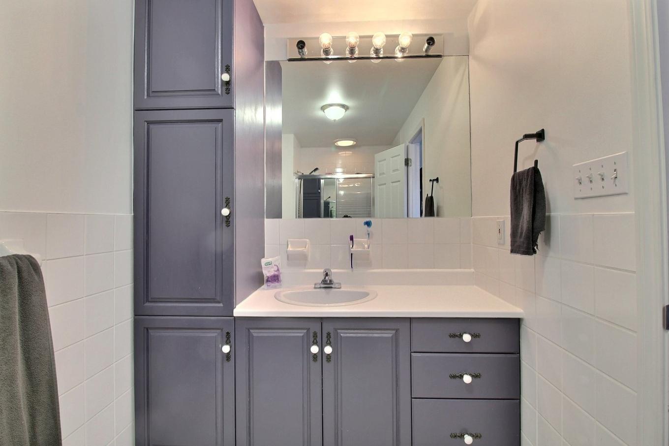 Salle de bains attenante à la CCP - 328 6E Rang N., Saint-Honoré-De-Shenley, QC - Indoor Photo Showing Bathroom