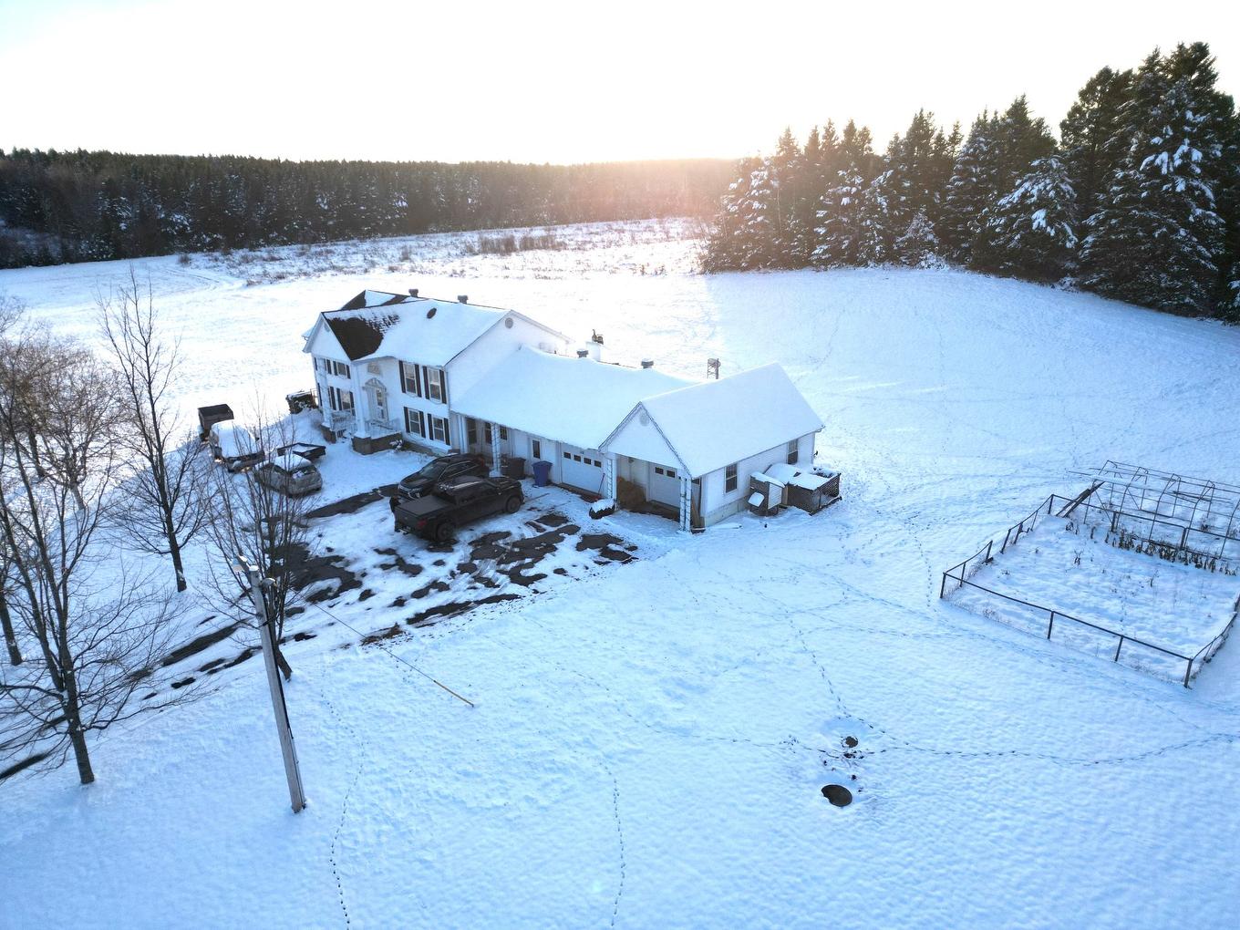 Photo aérienne - 328 6E Rang N., Saint-Honoré-De-Shenley, QC - Outdoor With Body Of Water