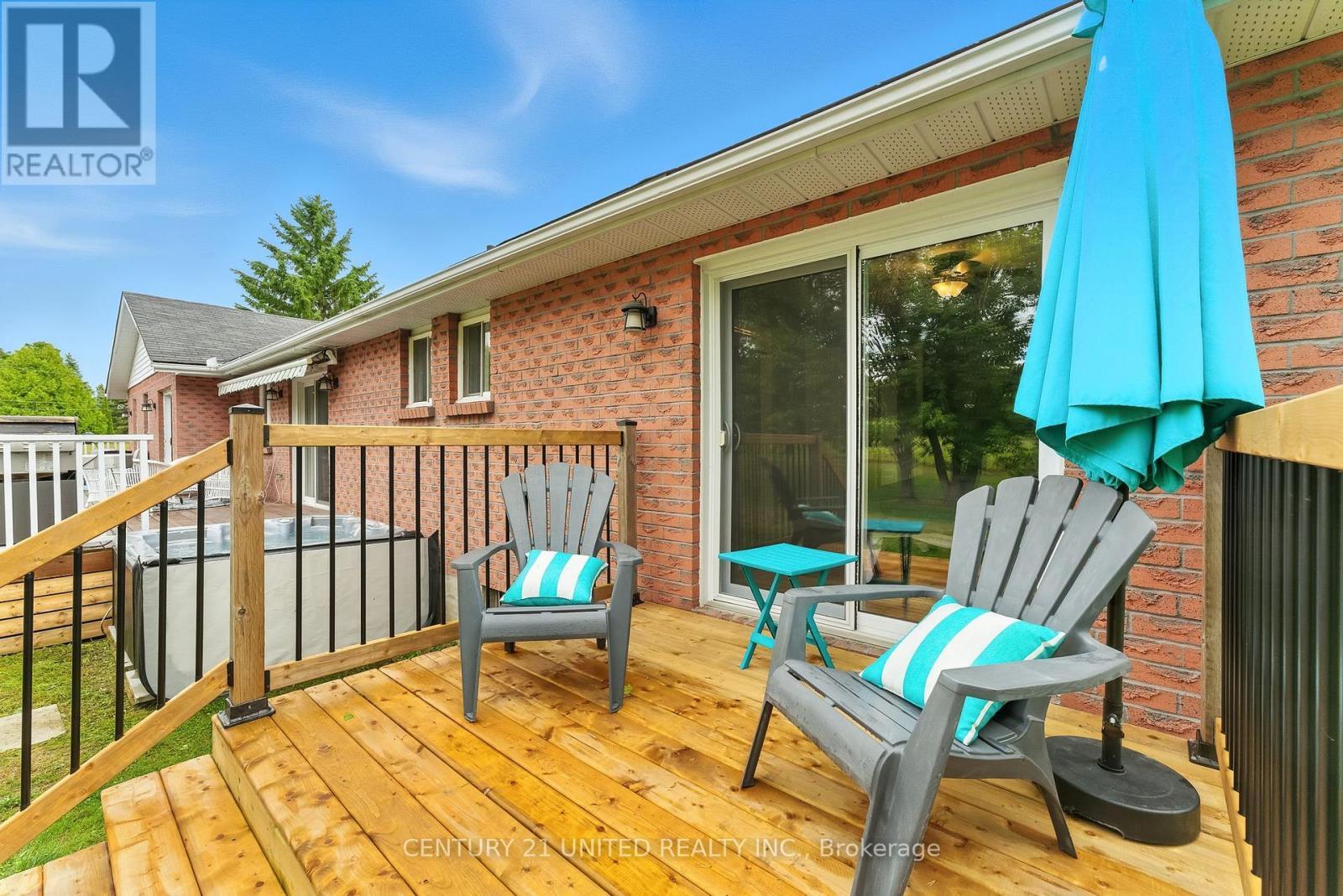 2038 Hilliard Street, Selwyn, ON - Outdoor With Deck Patio Veranda With Exterior