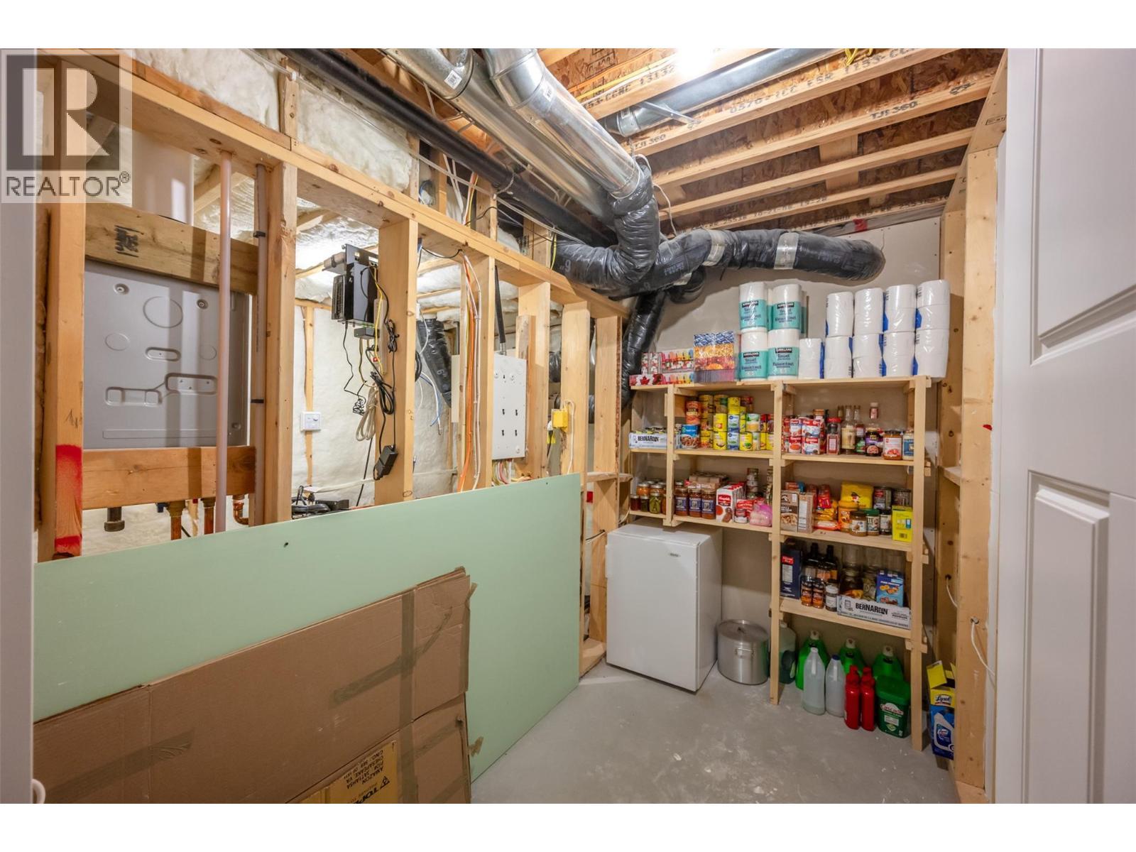 192 Nicola Place, Summerland, BC - Indoor Photo Showing Basement