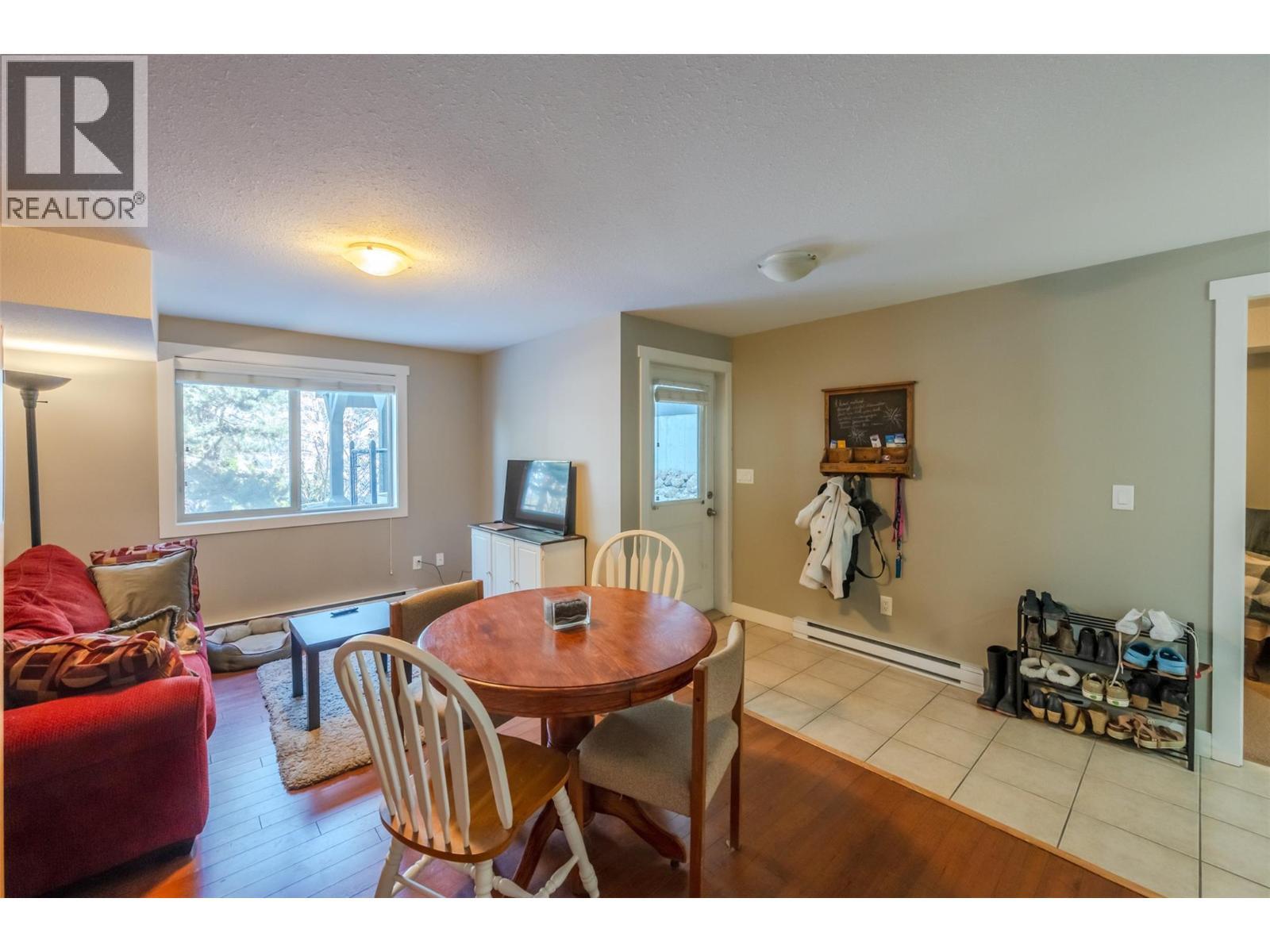 192 Nicola Place, Summerland, BC - Indoor