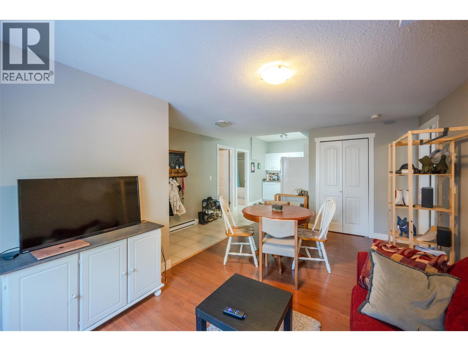 192 Nicola Place, Summerland, BC - Indoor