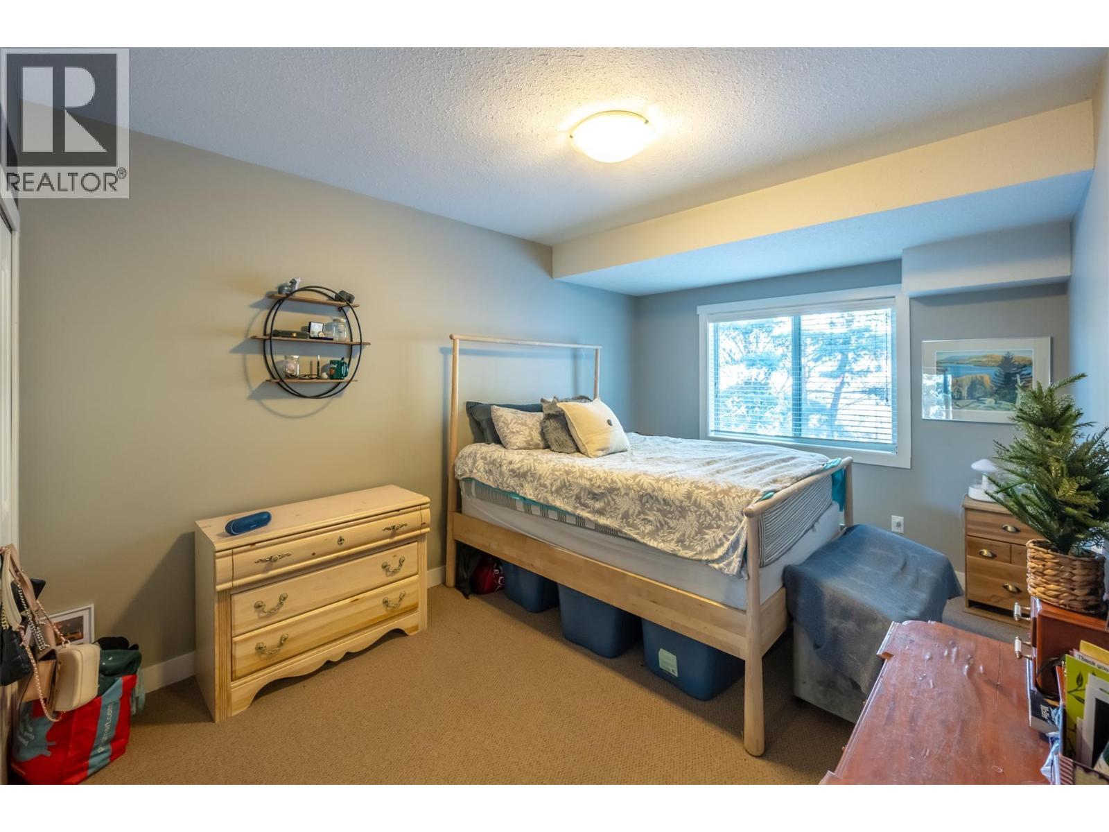 192 Nicola Place, Summerland, BC - Indoor Photo Showing Bedroom