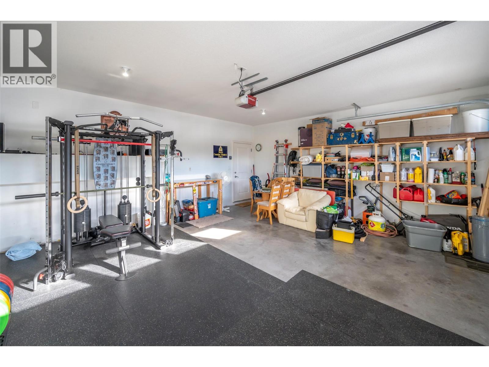 192 Nicola Place, Summerland, BC - Indoor