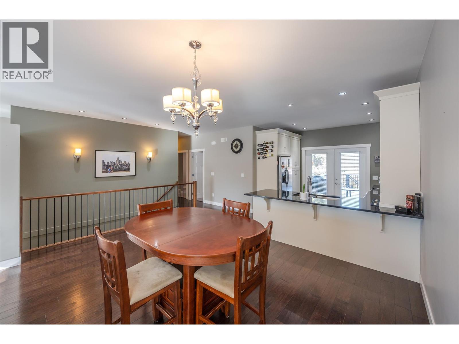 192 Nicola Place, Summerland, BC - Indoor Photo Showing Dining Room