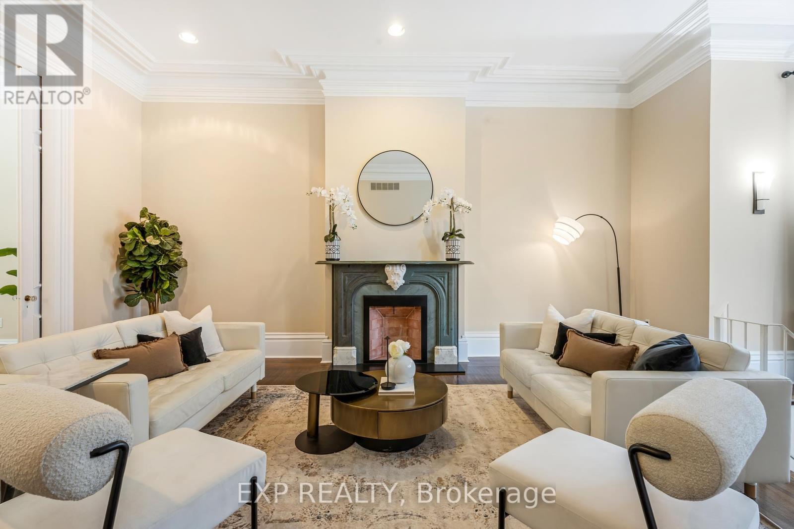 2 - 46 Herkimer Street, Hamilton, ON - Indoor Photo Showing Living Room With Fireplace