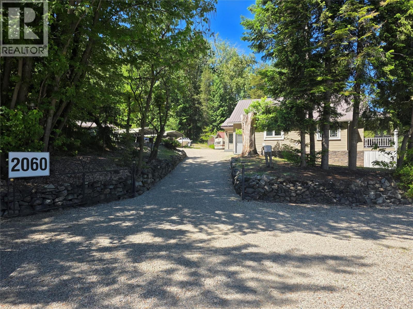 2060 Casino Road, Trail, BC - Outdoor