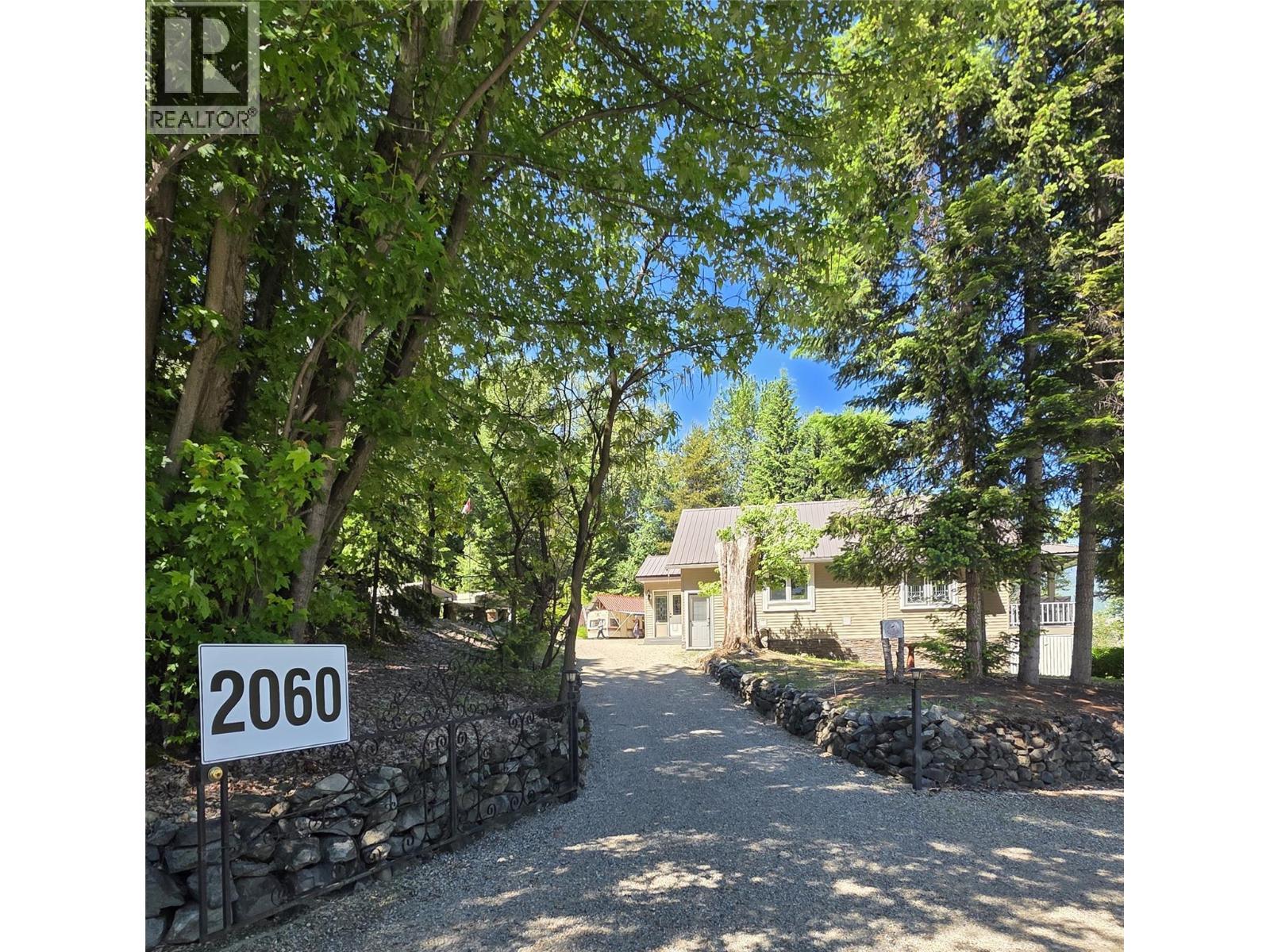 2060 Casino Road, Trail, BC - Outdoor