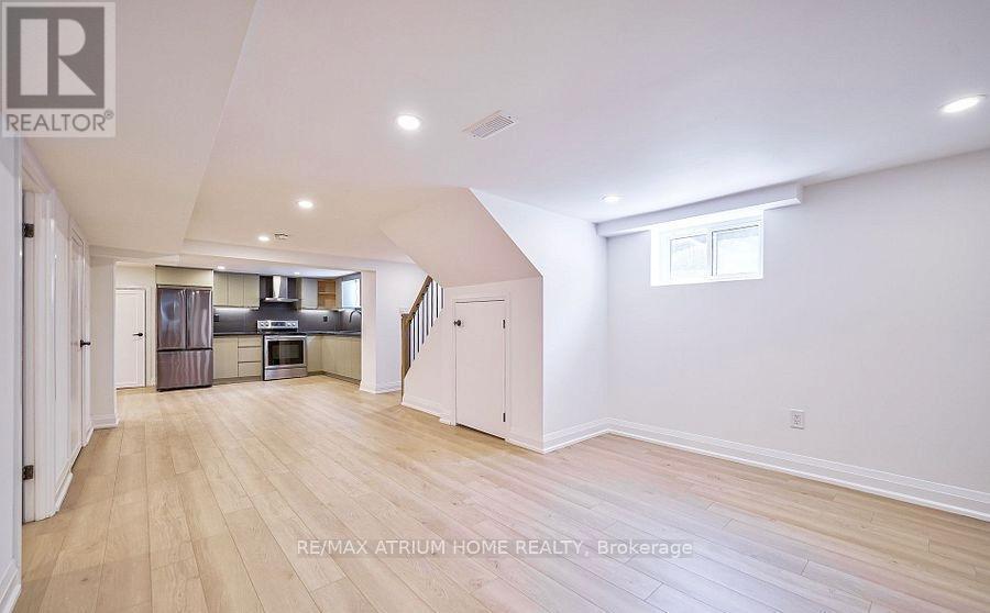 567 Atwater Avenue, Mississauga, ON - Indoor