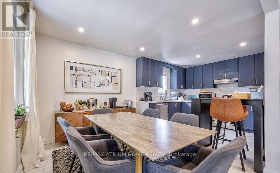 567 Atwater Avenue, Mississauga, ON - Indoor Photo Showing Dining Room