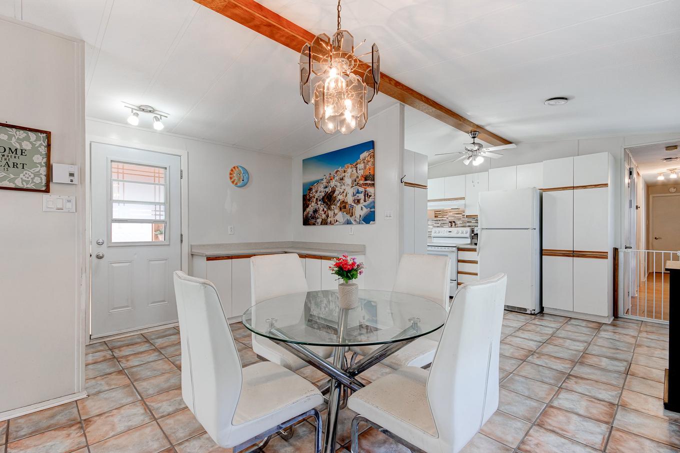 Dining room - 621-3950 Boul. Sir-Wilfrid-Laurier, Longueuil (Saint-Hubert), QC - Indoor Photo Showing Dining Room