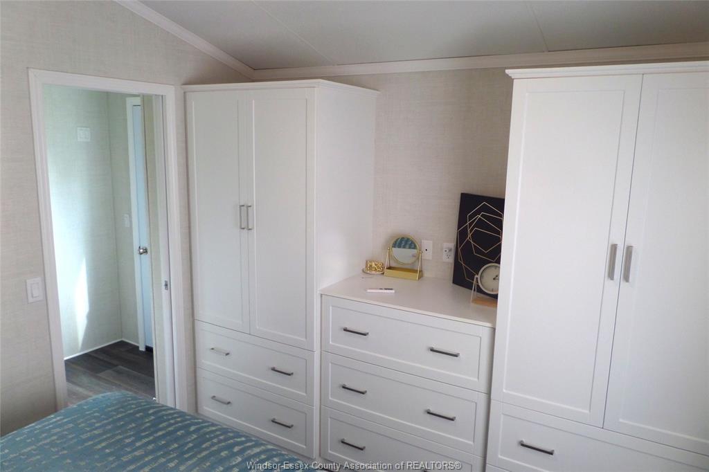 700-981 County Rd 2, Lakeshore, ON