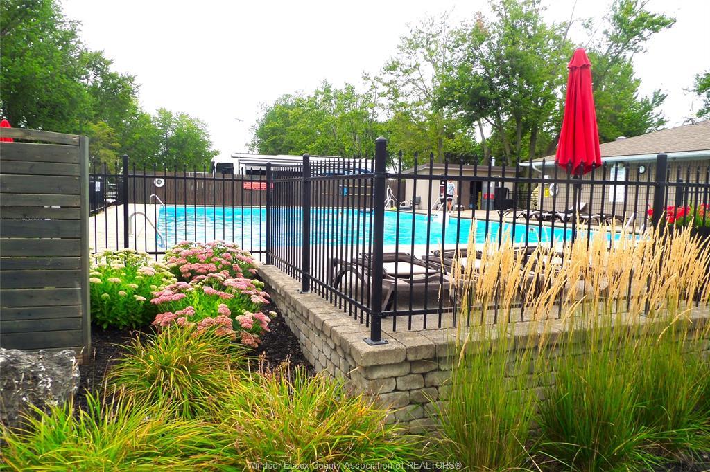 700-981 County Rd 2, Lakeshore, ON