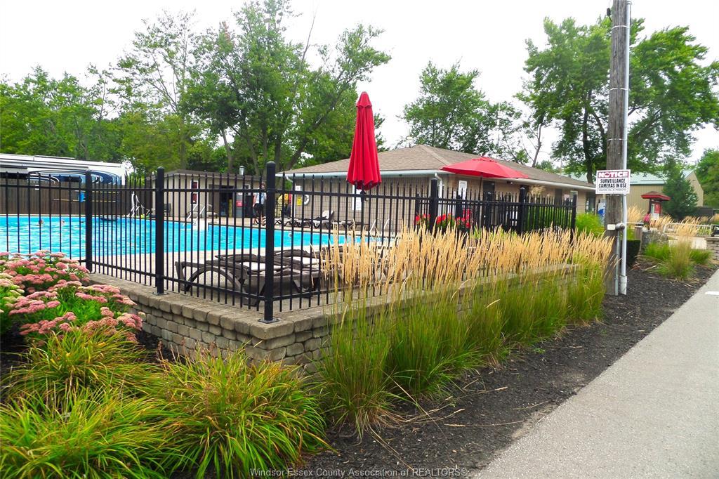 700-981 County Rd 2, Lakeshore, ON