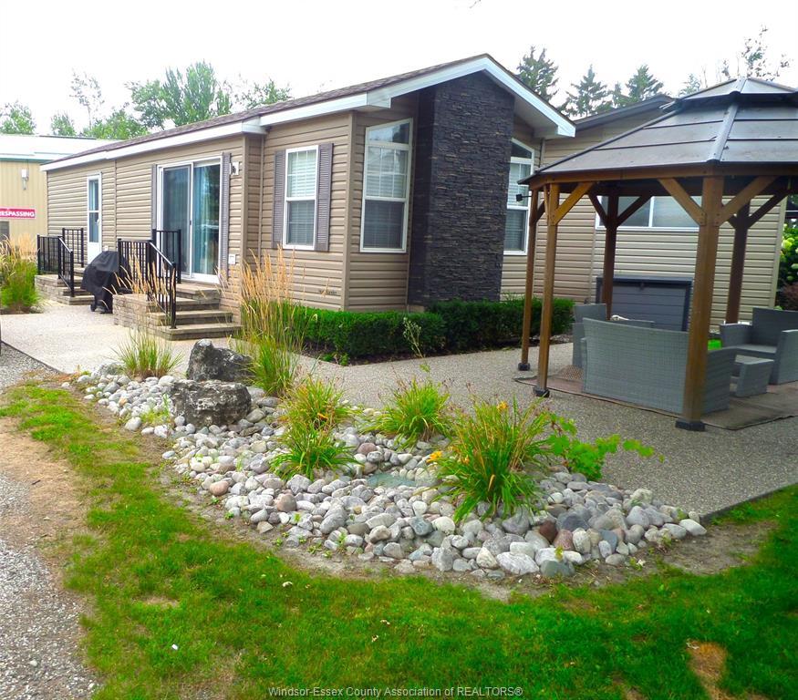 700-981 County Rd 2, Lakeshore, ON