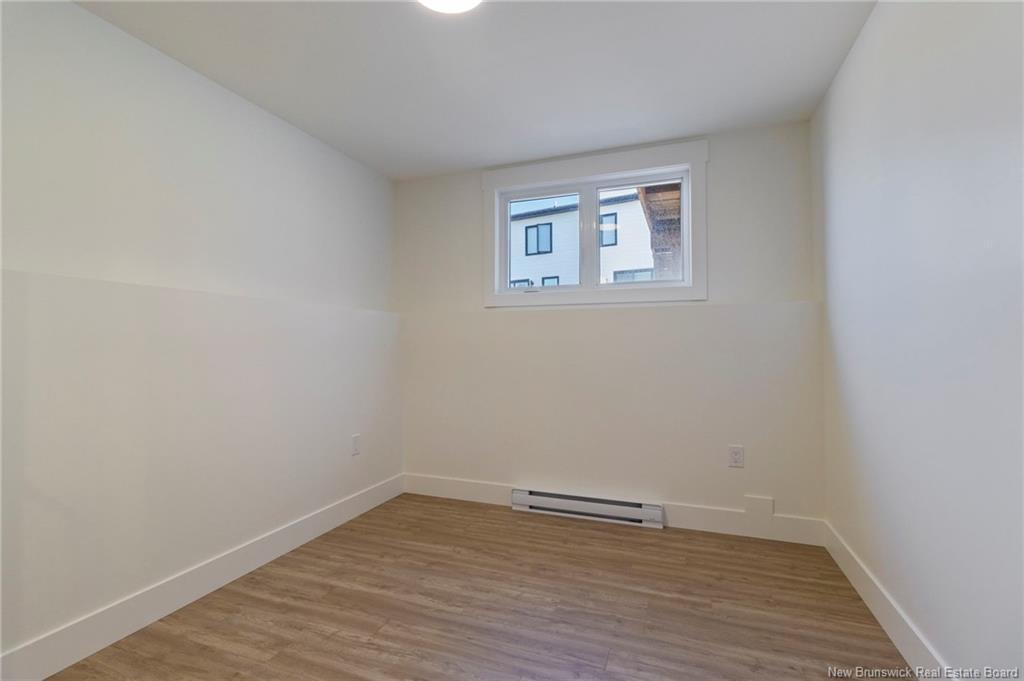 32 Cedric Crt, Dieppe, NB