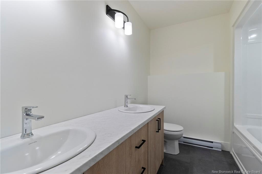 36 Cedric Crt, Dieppe, NB