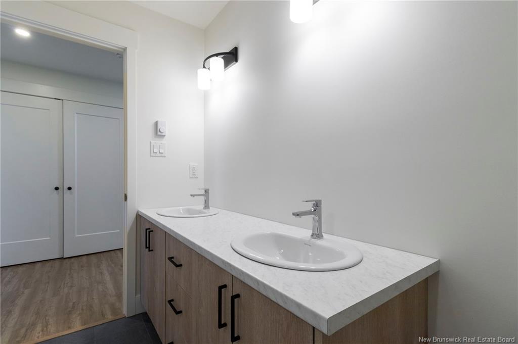 36 Cedric Crt, Dieppe, NB