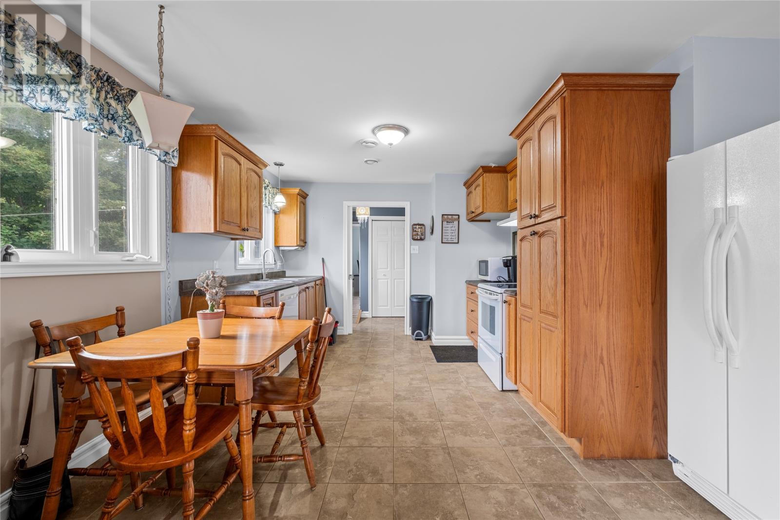 88 Beachy Cove Road, Portugal Cove - St. Phillip'S, NL - Indoor Photo Showing Other Room