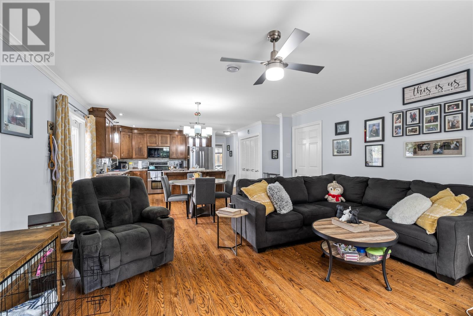 88 Beachy Cove Road, Portugal Cove - St. Phillip'S, NL - Indoor Photo Showing Living Room