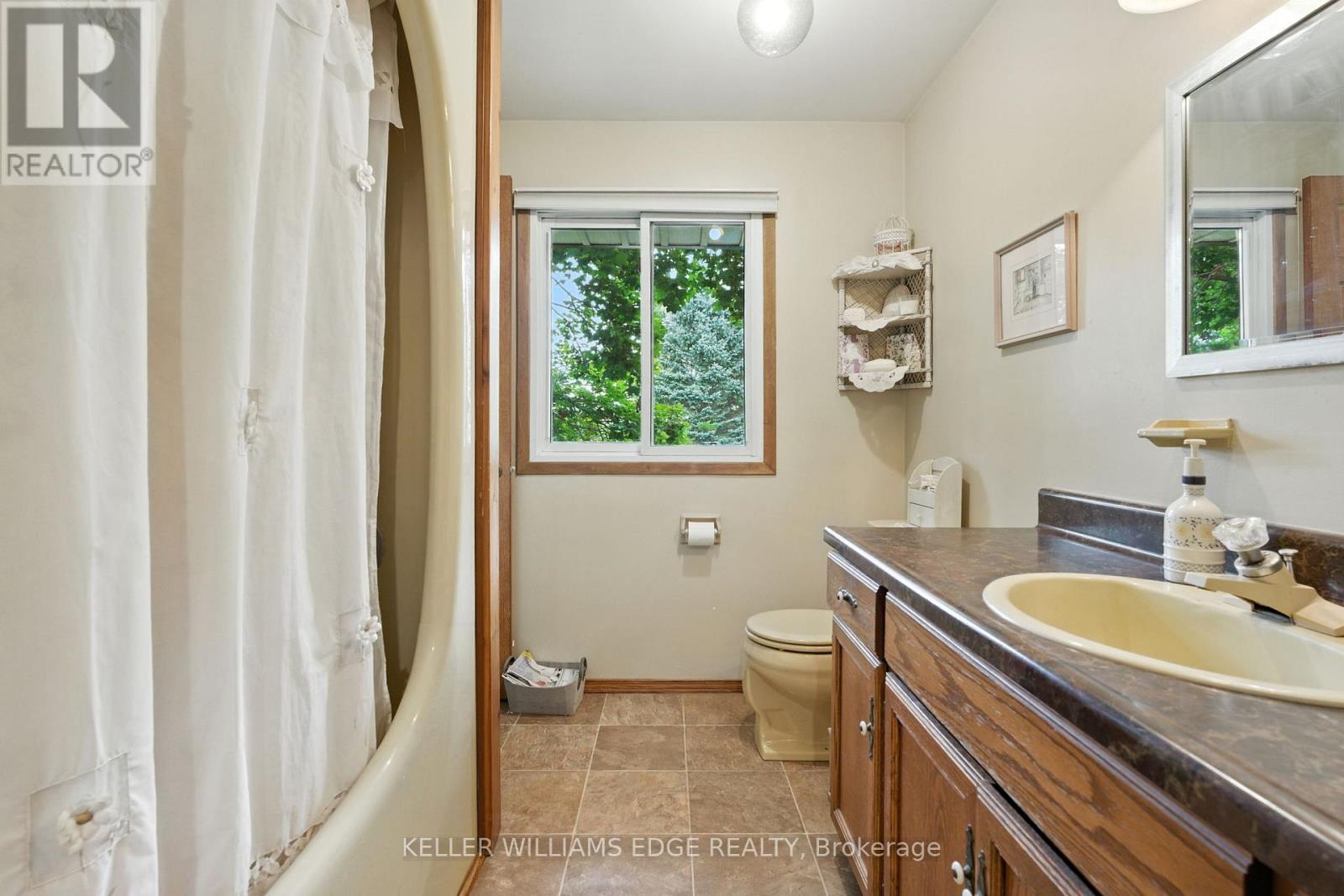 6101 Walkers Line, Burlington, ON