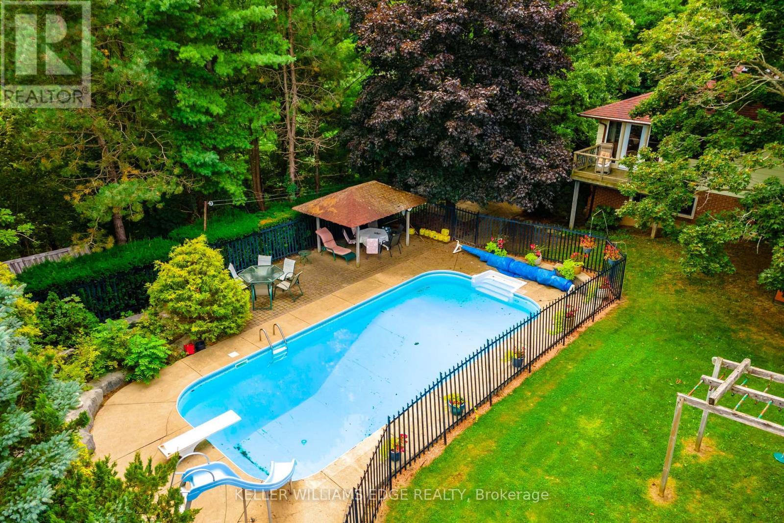 6101 Walkers Line, Burlington, ON