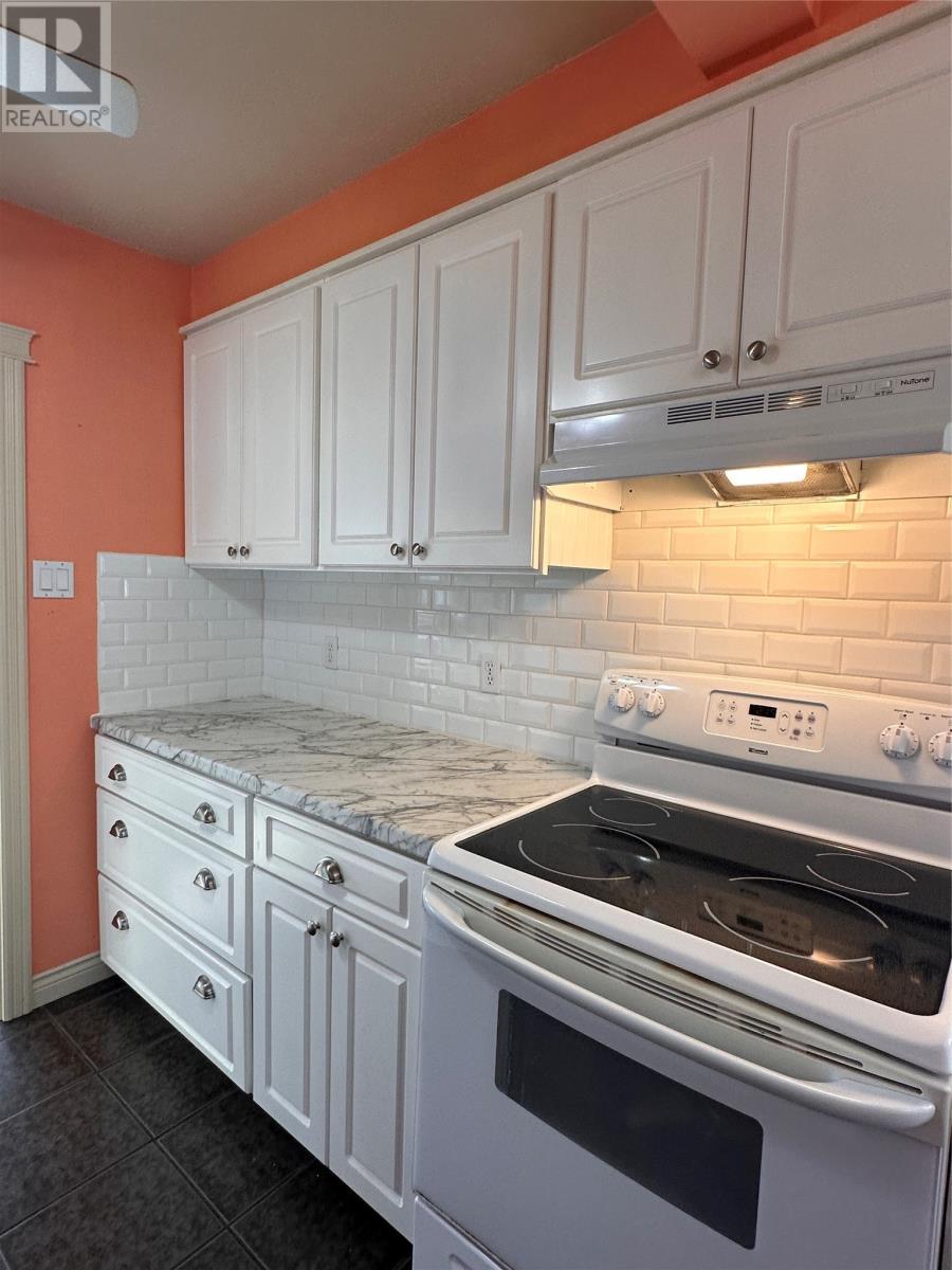 25 Duceys Lane, Marystown, NL - Indoor Photo Showing Kitchen
