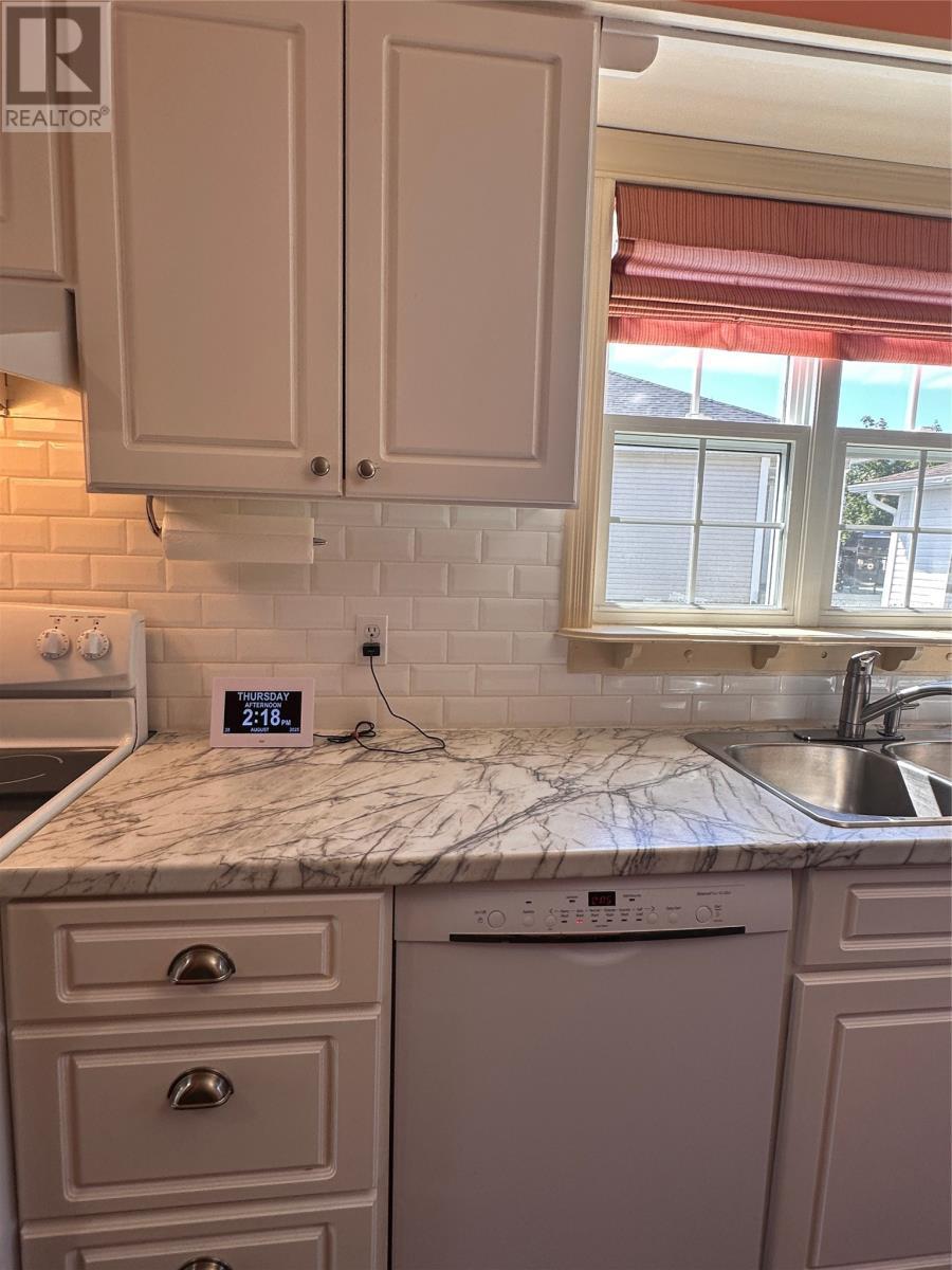 25 Duceys Lane, Marystown, NL - Indoor Photo Showing Kitchen With Double Sink