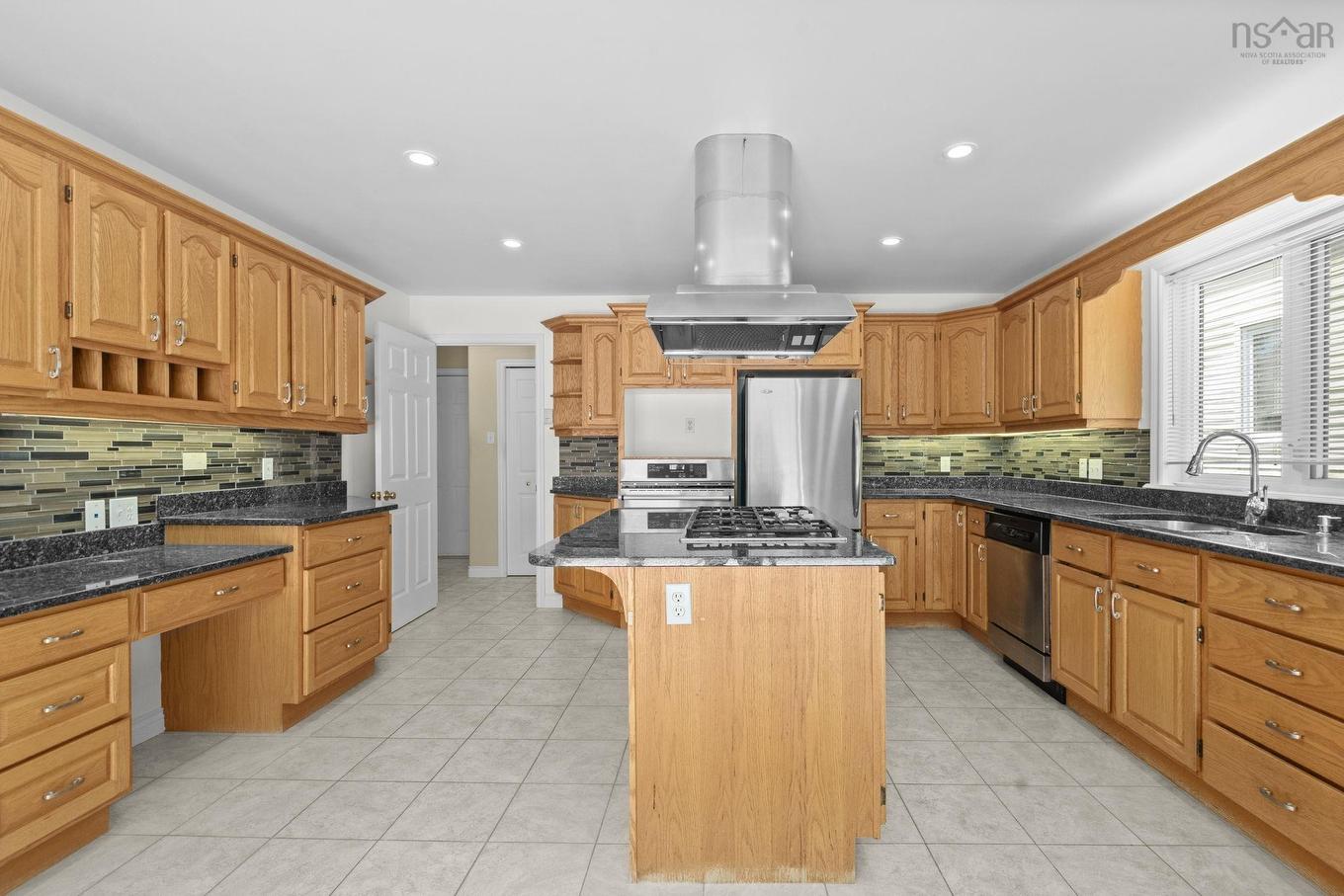 152 Roxbury Crescent, Halifax, NS