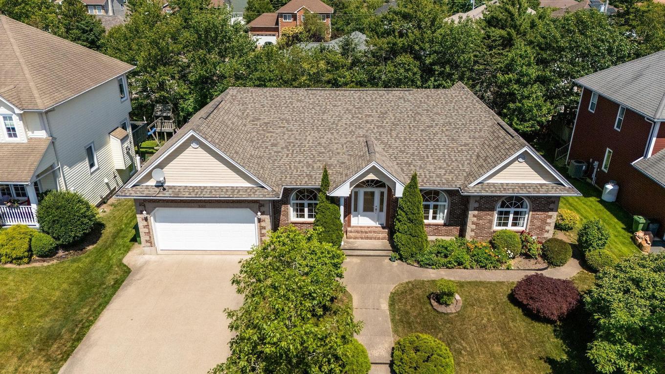 152 Roxbury Crescent, Halifax, NS