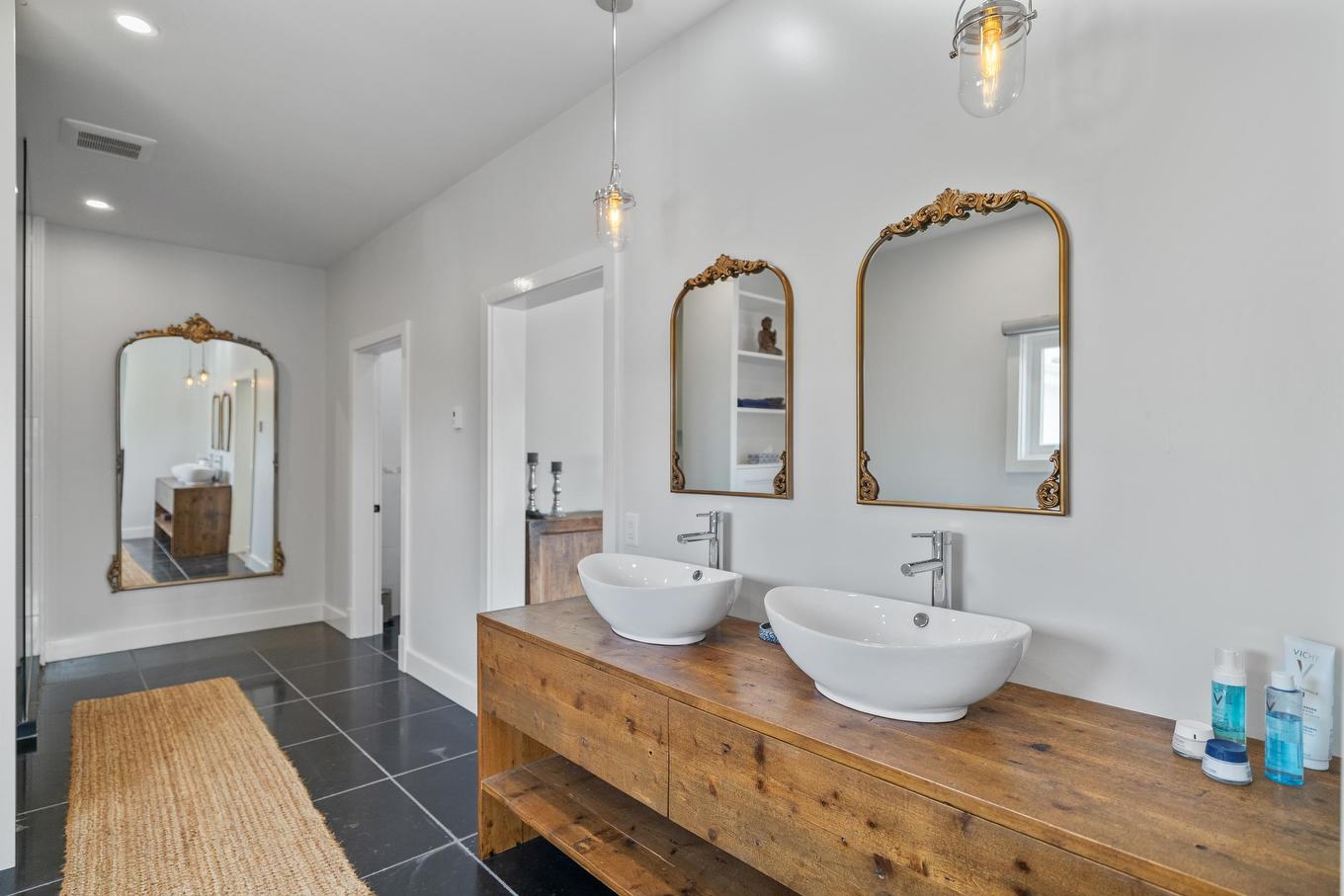 31 / 33 Nelson Street, Victoria, PE