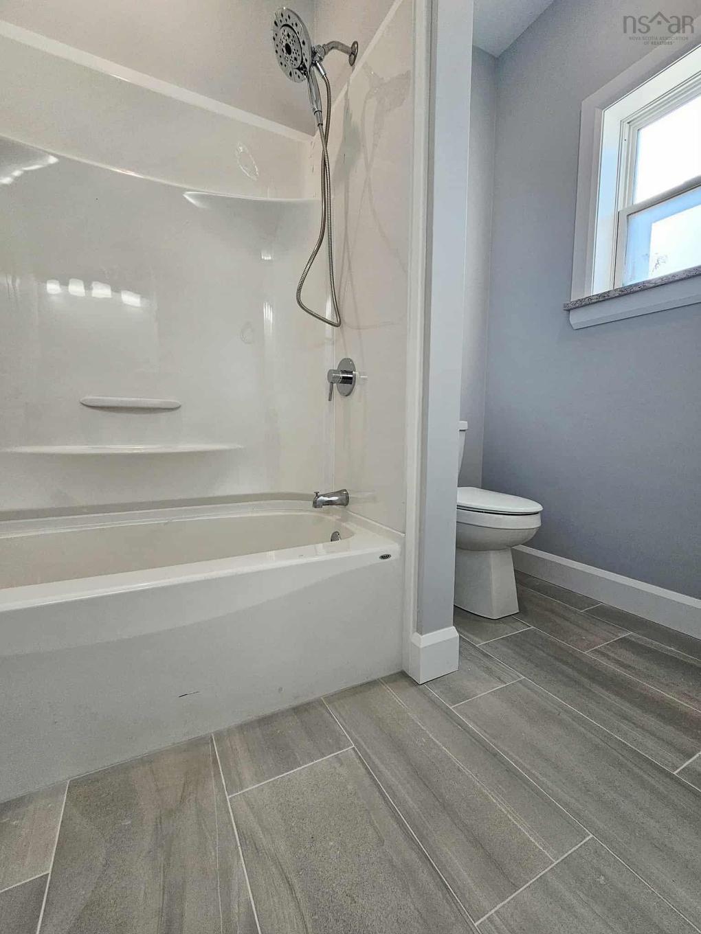 11297 Highway 2, Masstown, NS