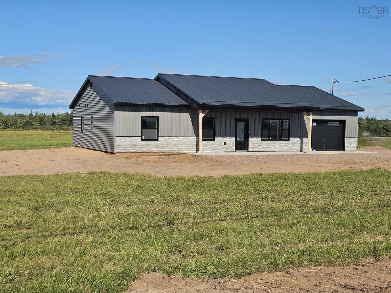 11297 Highway 2, Masstown, NS