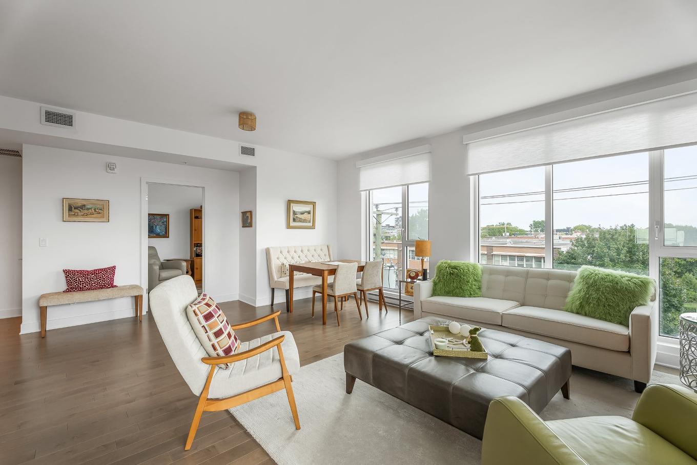 Salon - 401-5175 Rue Mackenzie, Montréal (Côte-Des-Neiges/Notre-Dame-De-Grâce), QC - Indoor Photo Showing Living Room