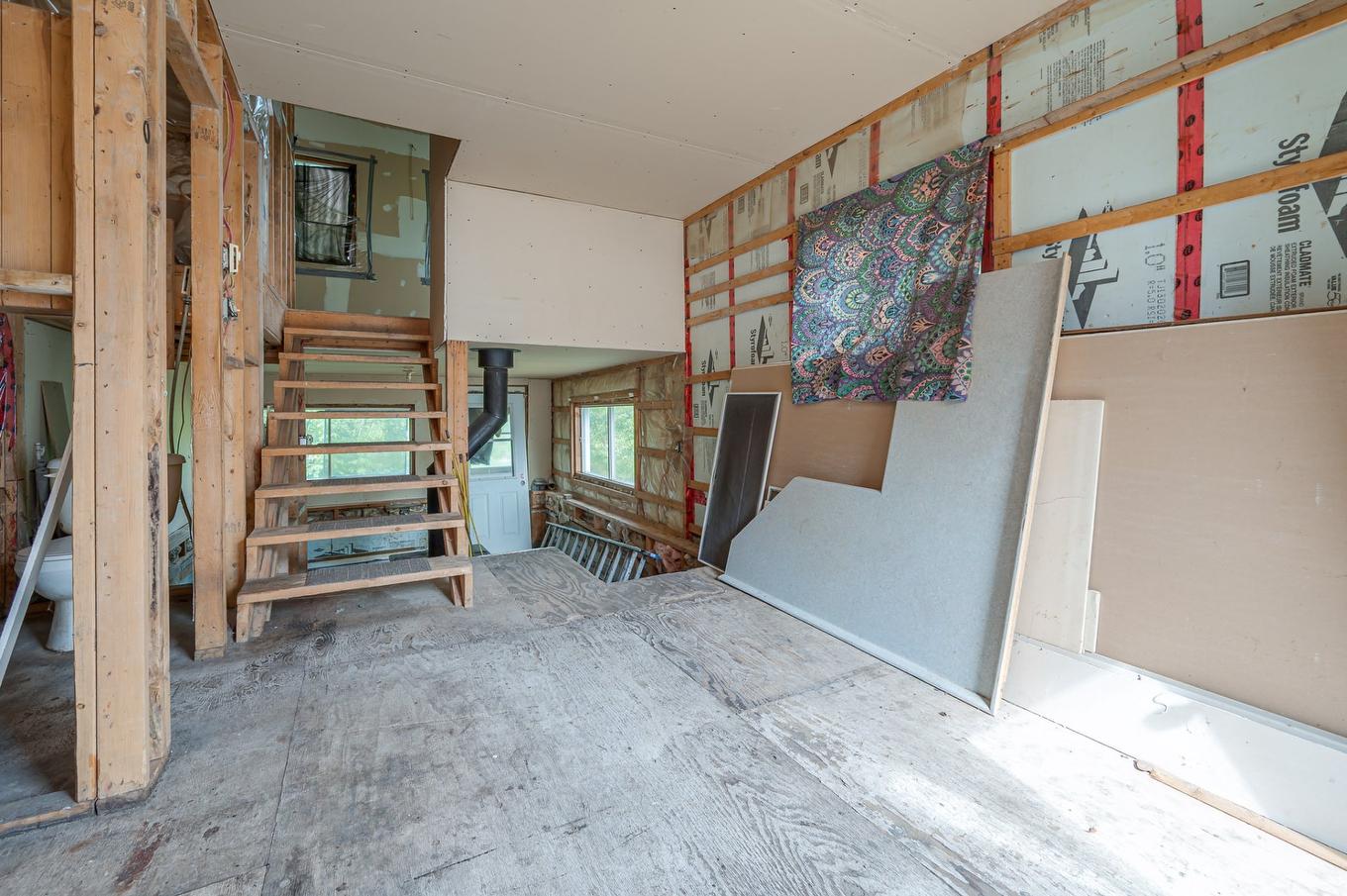 Interior - 44 Rue St-Antoine, Rigaud, QC - Indoor Photo Showing Other Room