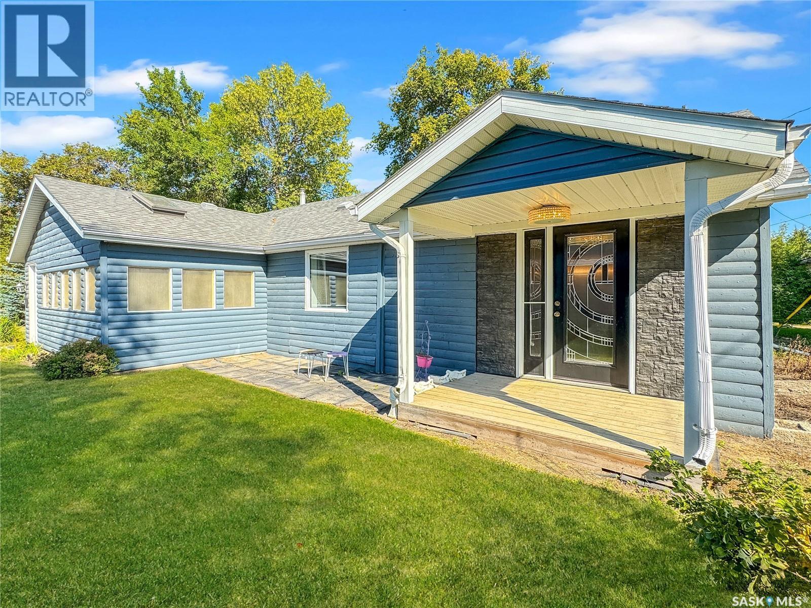 308 2Nd Avenue S, Leask, SK - Outdoor